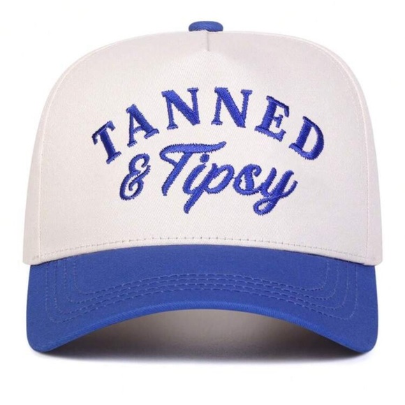 NEW boutique hat - Picture 1 of 3